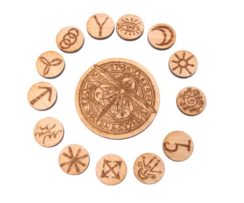 13 Hexenrunen Runensteine mit magischer Libelle aus Holz Runenset Eiche Hexen Runen