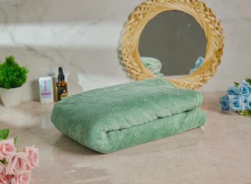 Image of Fezora Microfiber Bath Towel for Men & Women - Large Size 70x140 cm, 400 GSM, Ultra Soft, Quick Dry, Lightweight & Super Absorbent Towel for Bathroom, Gym, Spa, Travel & Swimming (Firozi)