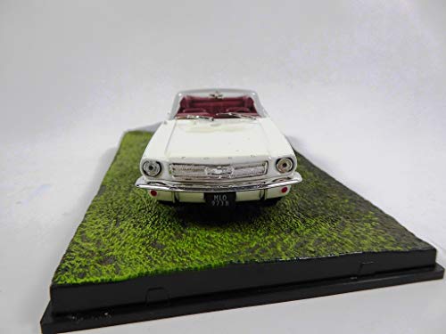 Ford Mustang escala 1:43 James Bond 007 miniatura 5