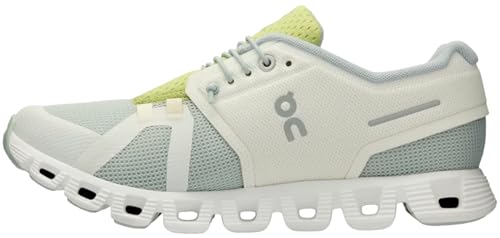 Image of On Women's Cloud 5 Sneakers