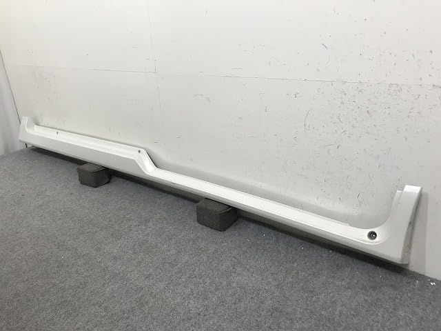 トヨタ ヴォクシー ノア エスクワイア モデリスタ サイドスカートzwr80 トヨタ ヴォクシー ノア エスクワイア モデリスタ サイドスカートzwr80