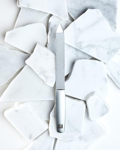 ZWILLING Saphir Nagelfeile (Grob- und feinkörnige Feilenflächen zum Kürzen und Formen, Reinigungsspitze), Premium, Silber, 130 mm