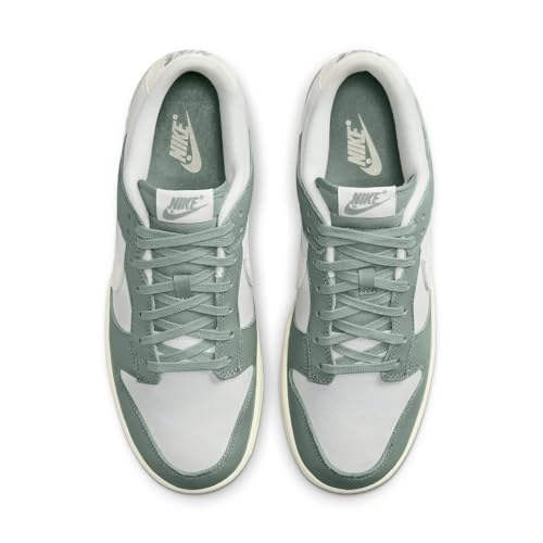 Image of Nike Men's Dunk Low Sneaker