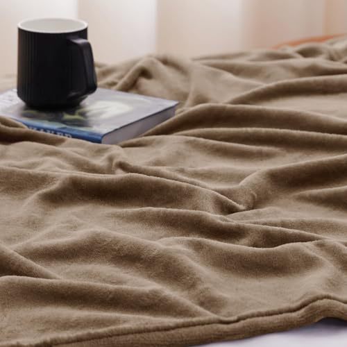 WAVVE Kuscheldecke Braun Flauschig Decke Fleecedecke - Sofadecke Klein Wohndecke Couchdecke, Decke Sofa Weich,Schokolade Hellbraun Leicht Sofaüberwurf 130x150 cm