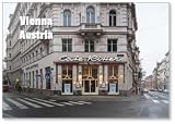 Kühlschrankmagnet 'Cafe Ritter Exterior, ein traditionelles Wiener Kaffeehaus im Bezirk Mariahilf'