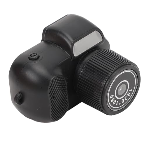 [Design compatto e portatile] Questa micro fotocamera DV è incredibilmente leggera e compatta che la rende il compagno per tutte le tue avventure. Le sue piccole dimensioni ti consentono di trasportarlo senza sforzo nella tua o nella borsa assicurando che non ti perda mai un momento. Che tu stia viaggiando in viaggio o semplicemente catturando momenti quotidiani questa fotocamera è progettata per comodità e facilità d'uso.