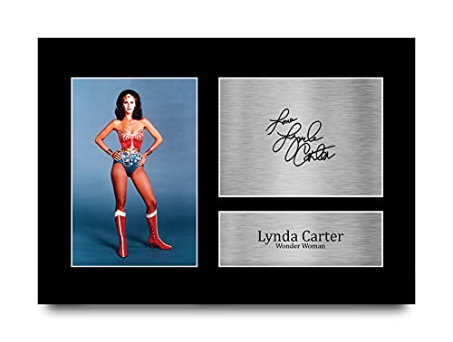 HWC Trading A4 Lynda Carter Wonder Woman Cadeaux Imprimé Signé Autographe Photo pour les fans...