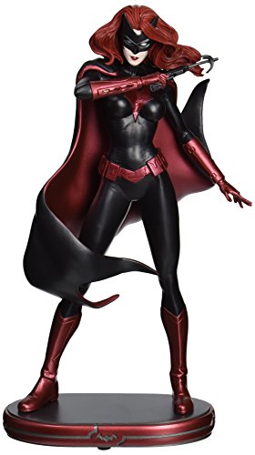 DC Collectibles Comics Cover Girls: Batwoman Statue