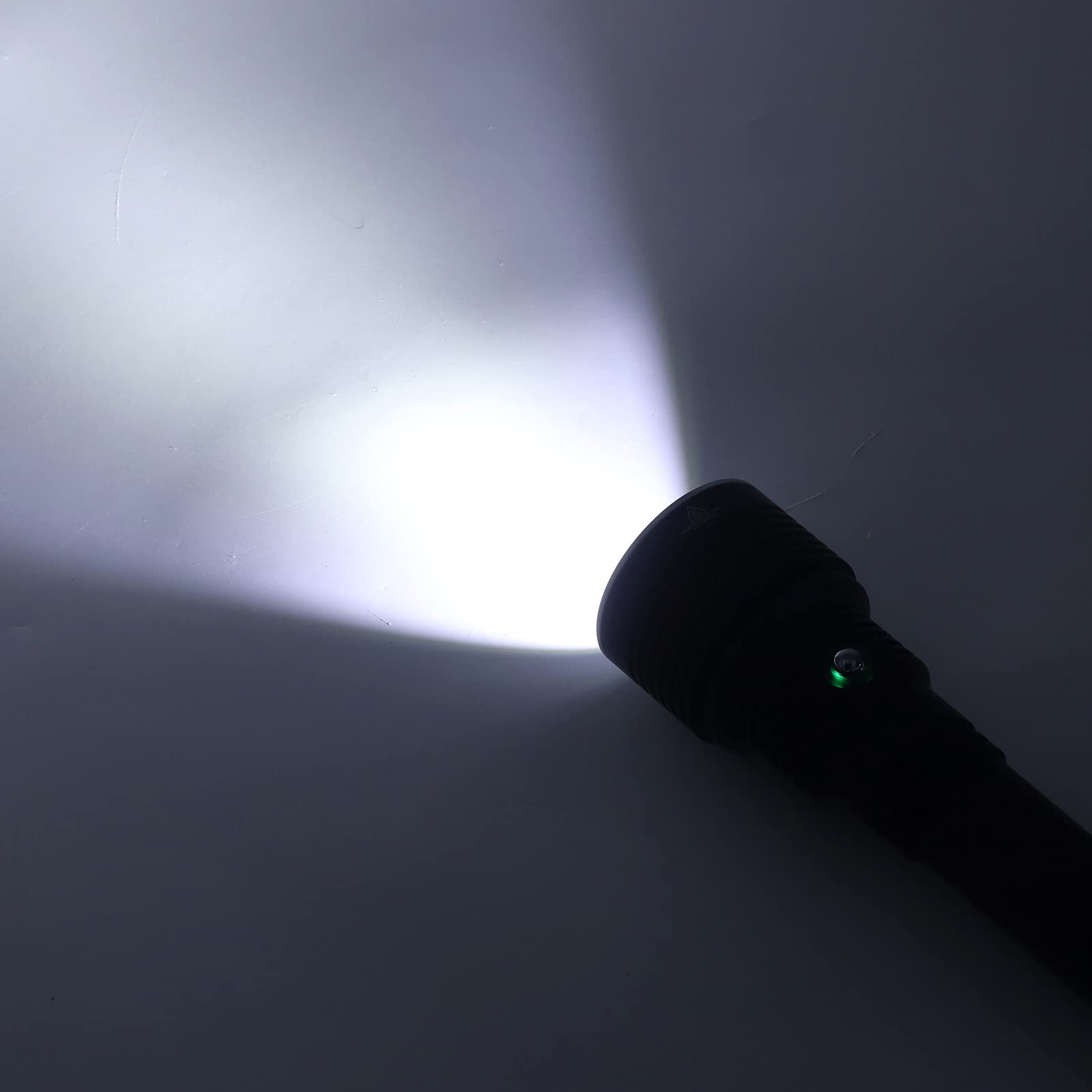 Torcia Subacquea, Torcia Subacquea in Lega di Alluminio 4000LM XHP70 LED, 6 modalità IPX8 100m Impermeabile Fascio 200m per Immersioni Fotografia Pesca Notturna