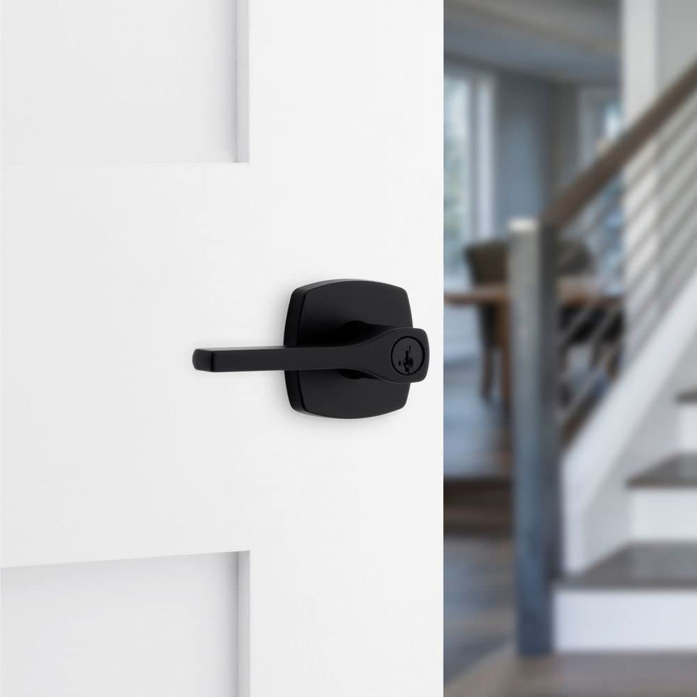 Kwikset Tripoli Dźwignia zamka drzwi wejściowych z miękką nowoczesną różą z technologią SmartKey w kolorze matowej czerni 97402-929