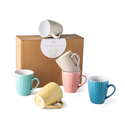 AmorArc Große bunte Kaffeetassen-Set, 6 Stück, 510 ml, Keramik-Kaffeetassen-Set mit mehreren geprägten Mustern für jede Küche, Geschenk für Frauen, spülmaschinen- und mikrowellengeeignet, mehrfarbig Cover