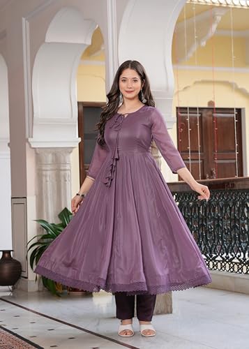 Image of Silver Tone Georgette Anarkali Lace Embellished kurta Pant With Dupatta Set