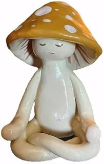 Meditation Mushroom Statue, Cute Small Resin Yoga Mushroom Figurine, 1.97 * 1.57 * 3.15 Inch Mushroom Meditation Tabletop Decor, for Garden Yard Home Patio Office Decoration