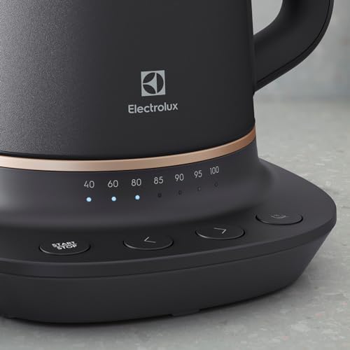 Electrolux E7K1-6BP Explore 7 Kettle | 2400W, 1.7L Kapasite, Kireç Filtresi, Otomatik Kapanma, Sıcaklık Ayarlı Kettle | Çay, Kahve ve Sıcak İçecekler İçin - Görsel 2