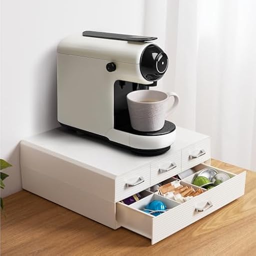 Navaris Soporte de máquina de café - Armario Organizador con 4X cajón para cápsulas de cafetera - Dispensador para Guardar Accesorios cafés y té - Color Crema | Ya disponible en tu tienda friki favorita! En mundofriki.es!
