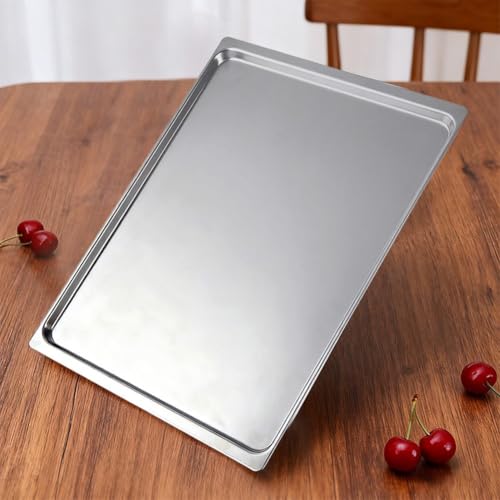 FUBESK Bandeja de aluminio para hornear de 43,5 x 31,5 cm para horno, superficie antiadherente para pan, pasteles, galletas, con bordes reforzados, color plateado