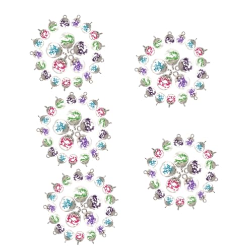 Fleurs séchées en globe de verre pour colliers et charms artisanaux de haute précision
