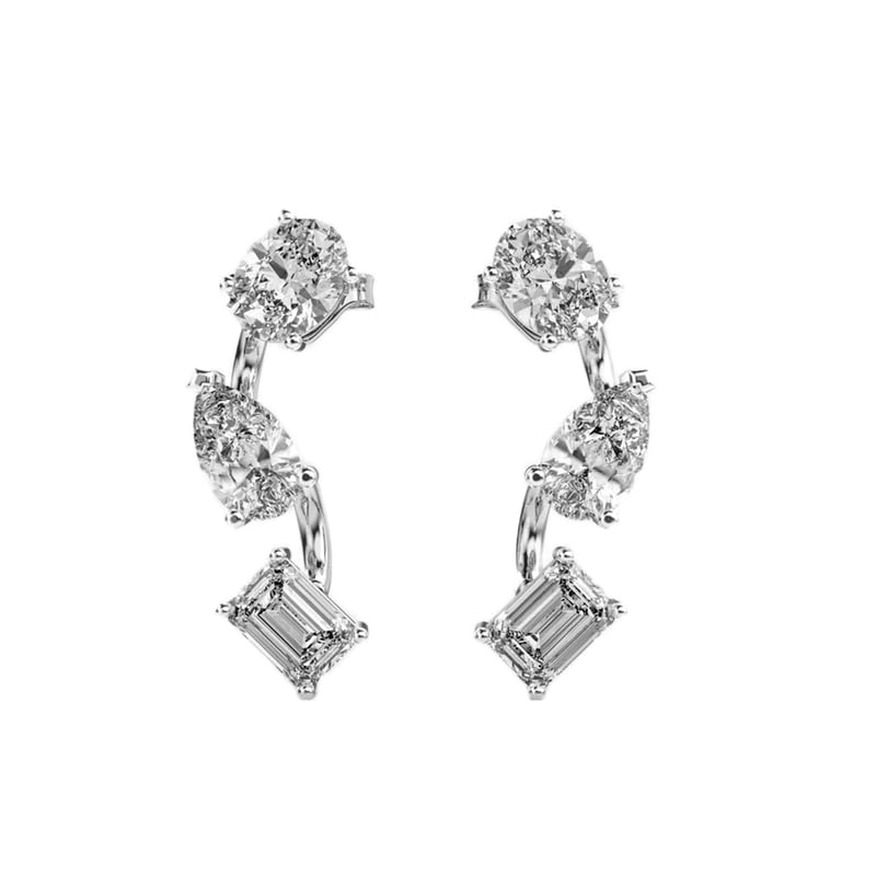 Clous d'oreilles dansants éclatants pour illuminer votre style au quotidien