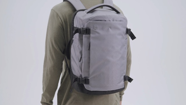 Amazon.co.jp: [tomtoc] 旅行 リュック 28L 機内持ち込み