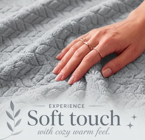 Image of VAS COLLECTIONS 280 GSM Premium Plush Blanket for Double Bed, Soft Warm Cozy Blanket, Ultra Soft Luxury Fleece Blanket, Comfortable Winter Bed Cover, 85 x 90 Inches (216 x 229 cm) - Slate Grey