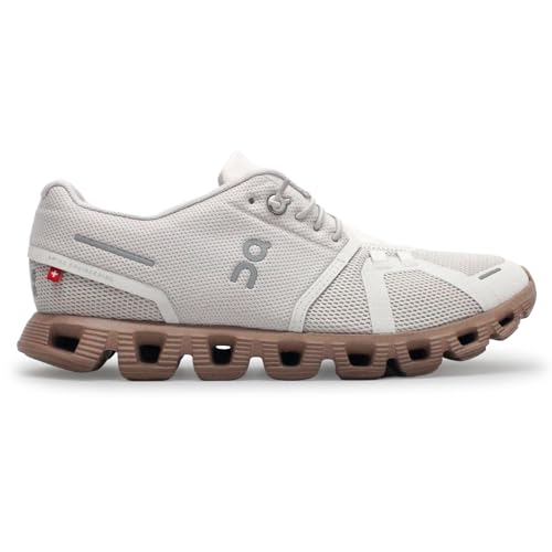 Image of On Women's Cloud 5 Sneakers