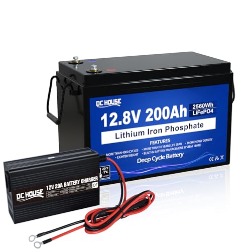 【Ricarica rapida】 la batteria DCHOUSE LiFePO4 da 12,8V 200Ah può essere caricata da 0 a 100% di capacità in circa 10 ore con un caricabatterie LiFePO4 da 14,6V 20A. Il caricabatterie al litio da 20A è stato sviluppato appositamente per batterie al litio fosfato ferro. Indica lo stato di carica della batteria tramite semafori rossi e verdi e dispone di una ventola di raffreddamento silenziosa incorporata per garantire sicurezza ed efficienza durante la ricarica.