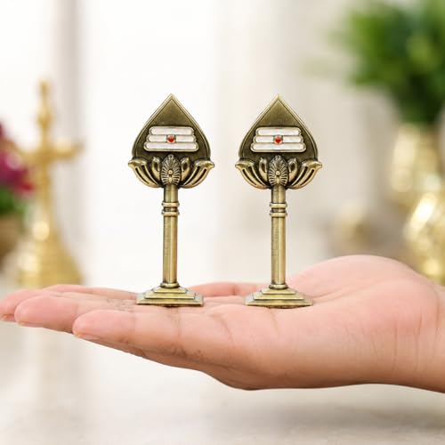 Car Dashboard Murugan Vel Idol Metal Antique Finish| Home, Office Desktop Decor| Puja Gift| Spiritual Protection. (Pack of 2 (Brass))