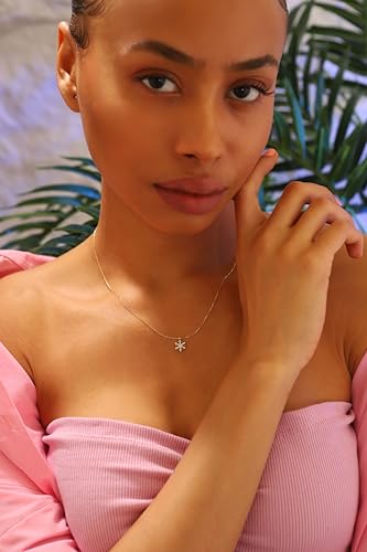 Snowflake Necklace, 14K Real Gold Snowflake Pendant, Tiny Gold Snowflake Necklace, Handmade Snowflake Pendant (Only Pendant, Yellow Gold)4