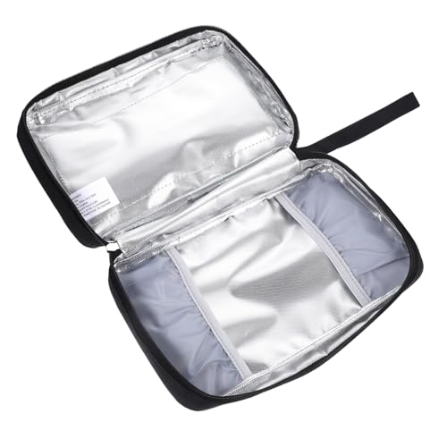 Distributeur de lingettes chaudes nomade pour un change douceur en voyage et en voiture