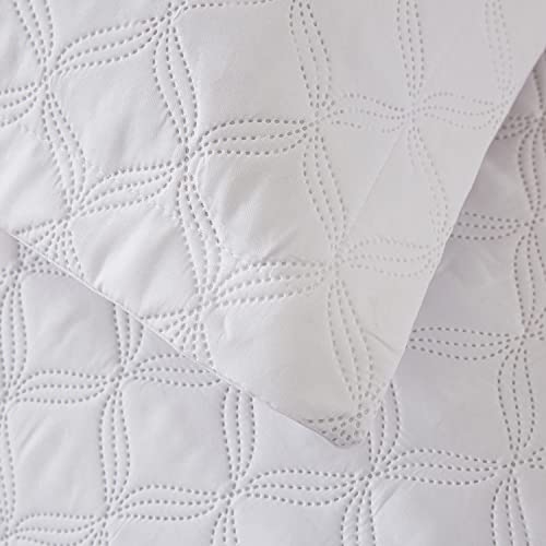 Image of Hailea 3 Piece White Daybed Cover Twin Size Cozy Daybed Sets Bedding Double Sided Quilting Cover Set Geometric Print Bedspread Coverlet All Season for Twin Bed with 2 Standard Shams,39 inchx75 inch