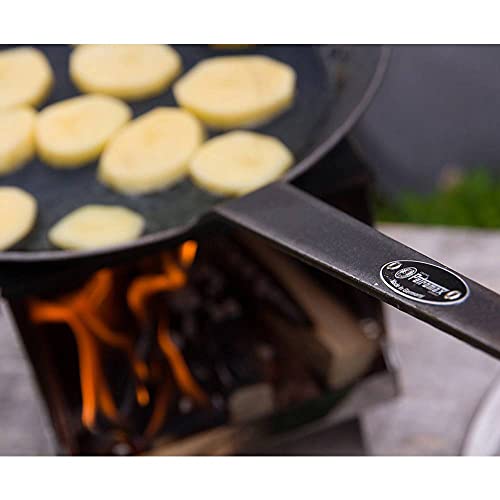 Foto von Petromax schmiedeeiserne Pfanne SP28 - geschmiedete Bratpfanne aus Eisen für Induktion, Gasherd und offenes Feuer - mit langem Griff und natürlichem Antihafteffekt - 28 cm Durchmesser