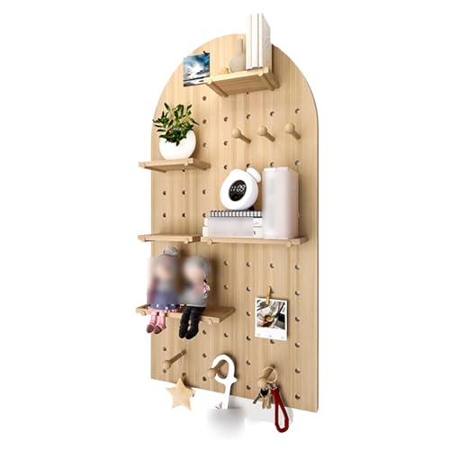 Panneau perforé en bois pour ranger l'atelier et harmoniser votre bureau
