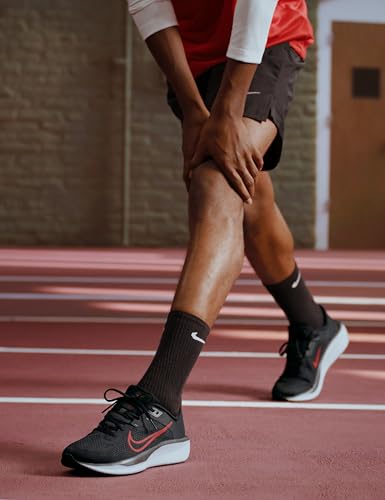 Nike Men's Quest 6 Road Running Shoes2