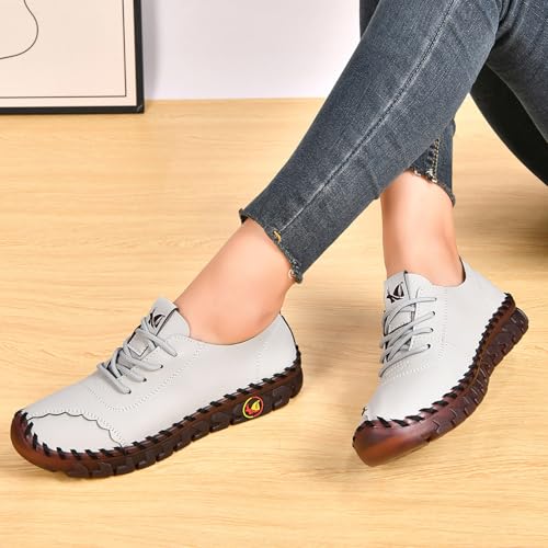 Image of Women's Tendon Soft Sole Casual Orthopedic Shoes Fashion HandSewing Leather Non-Slip Flat Loafers Low-top Outdoor Comfy Breathable Walk Mam Nurse Shoes