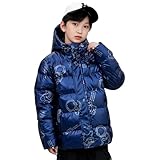 Die Jacke ist warm und weich. Der Reißverschluss schließt schön bis zum Kragen hoch. ist sehr gut verarbeitet, hat eine gute Passform die sehr kuschelig und gemütlich