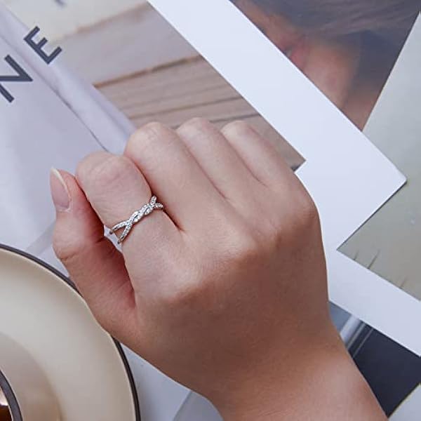 Vinger Ring Vergulde Kubieke Zirconia Twisted Rope Eternity Band voor Vrouwen