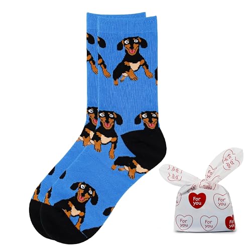 Wuacue Dachshund Socks Cute Dog Lover Gifts for Women Novelty Funny Weiner Dog Gifts for Daughter Friend Casual Animal Mid Calf Crew Socks One Size