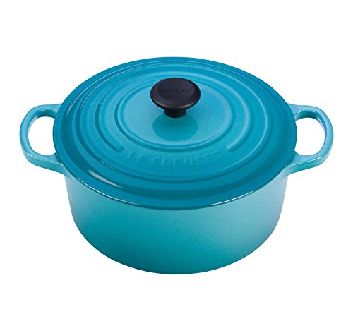 Le Creuset Enameled Cast Iron Signature Round Dutch Oven