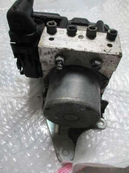 12-17 fits Fiat 500 ABS Unit Anti Lock Brake Pump Module 68073251AG