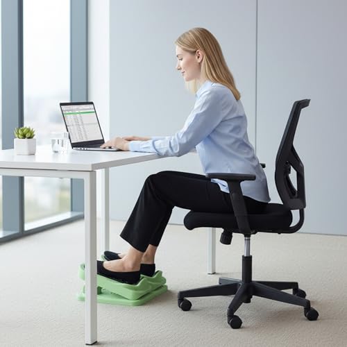 Pédales de massage antidérapantes sur mini stepper pour exercice doux