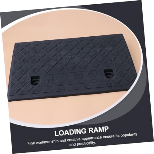 Rampa triangular de goma 50x27x9cm negra para vehículo miniatura 3