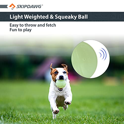 SKIPDAWG Neon Glow Ball, leuchtet im Dunklen, für Hunde, hochwertiger TPR-Kunststoff, mit Quietscher, sehr gut für Ballschleuder