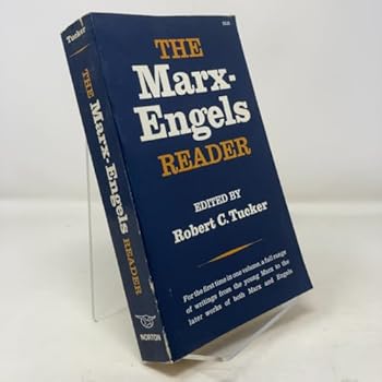 Paperback The Marx-Engels Reader Book