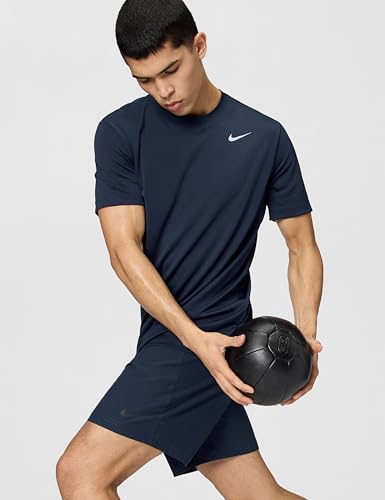 Image of Nike Men's Form Dri-FIT 7 inch Workout Shorts; Unlined Training Shorts