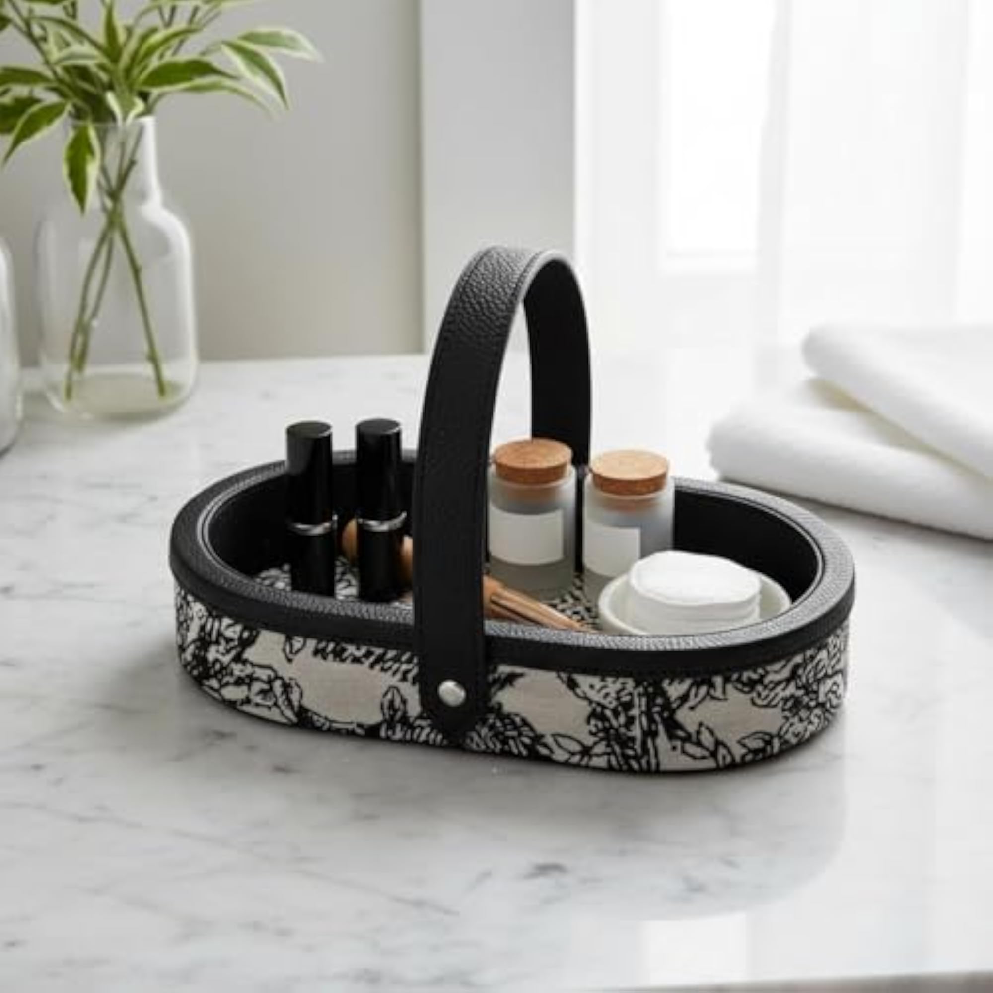 Decorative PU Leather Tray with Retro Design and Handle