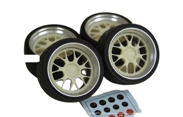 Amazon | ZoomOn ZR084 1/24 18インチ BBS LM-R ホイールセット