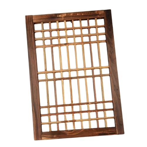 Decoración rústica de pared con formas de ventana tradicional 6