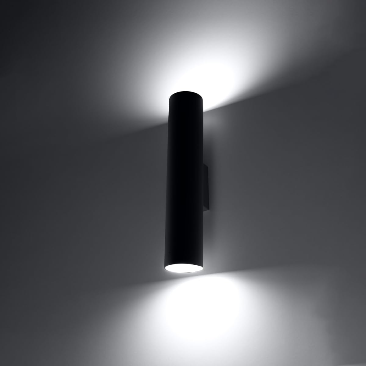 SOLLUX lighting Lagos 2 Applique Murale | Design Moderne avec Abat-jour Cylindrique, Style Industriel | Ampoule GU10 Remplaçable, 2 x 40 W | Acier Peint par Poudrage, Noir, 6 x 8 x 30 cm