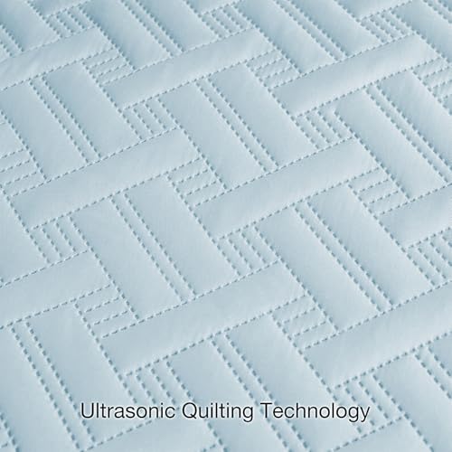 Image of Amazon Brand - Umi 100% Cotton Quilted /Ultrasonic 280 Tc Printed Ultra King Size Bed Cover /Bedsheet /Bedspread Comforter with 2 Pillow Shams /Cover, (Luxurious, 90 x100 inches, Aqua)