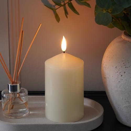 Ember Candles™ Bougie LED à piles vacillante Ivoire 12,5 cm – 100 % cire véritable, ultra réaliste, sans flamme, design coulé à la main, minuterie de 6 h